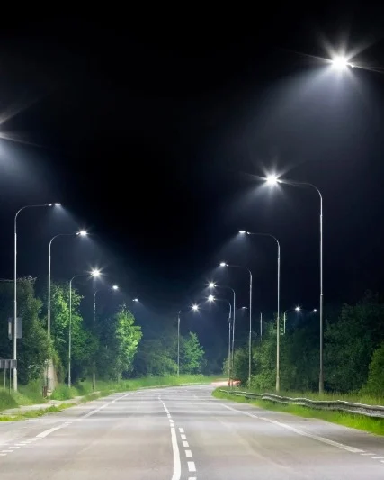 lighting-poles-street-portrait